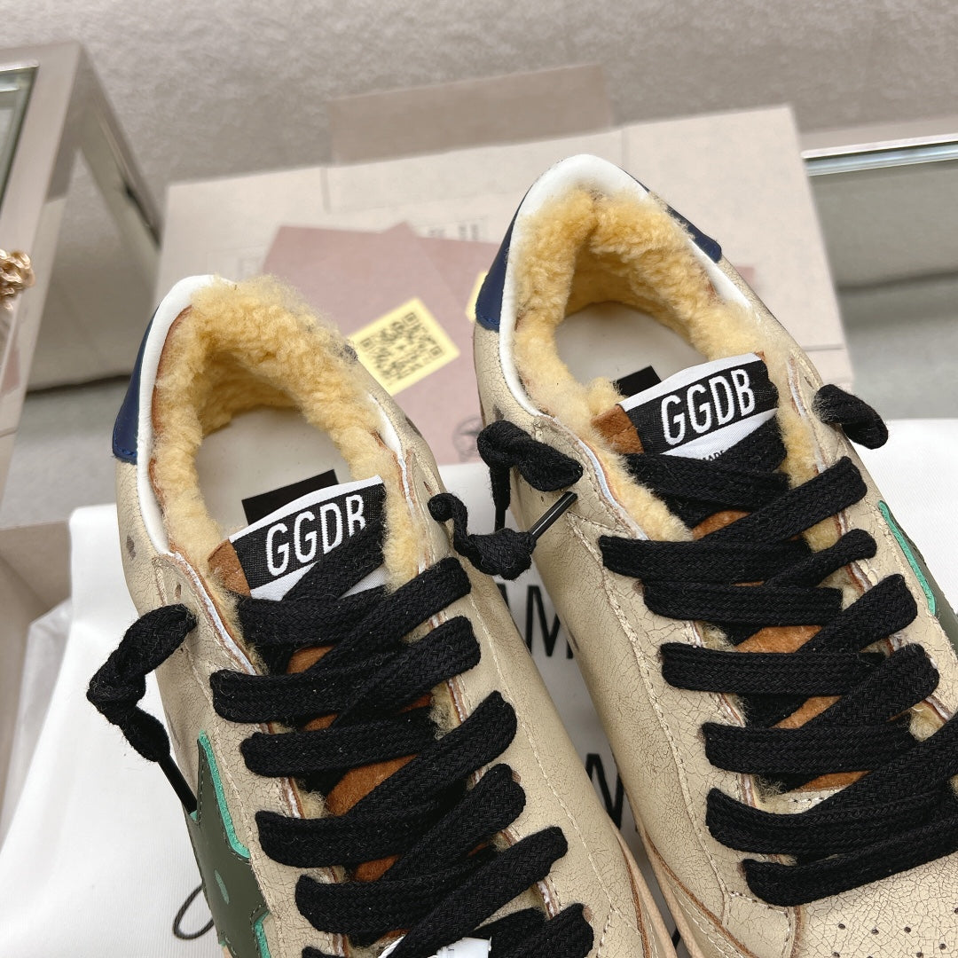 Ball Star Sneakers In Rodeo Dust Beige Calfskin With Green Star Blue Heel Tab