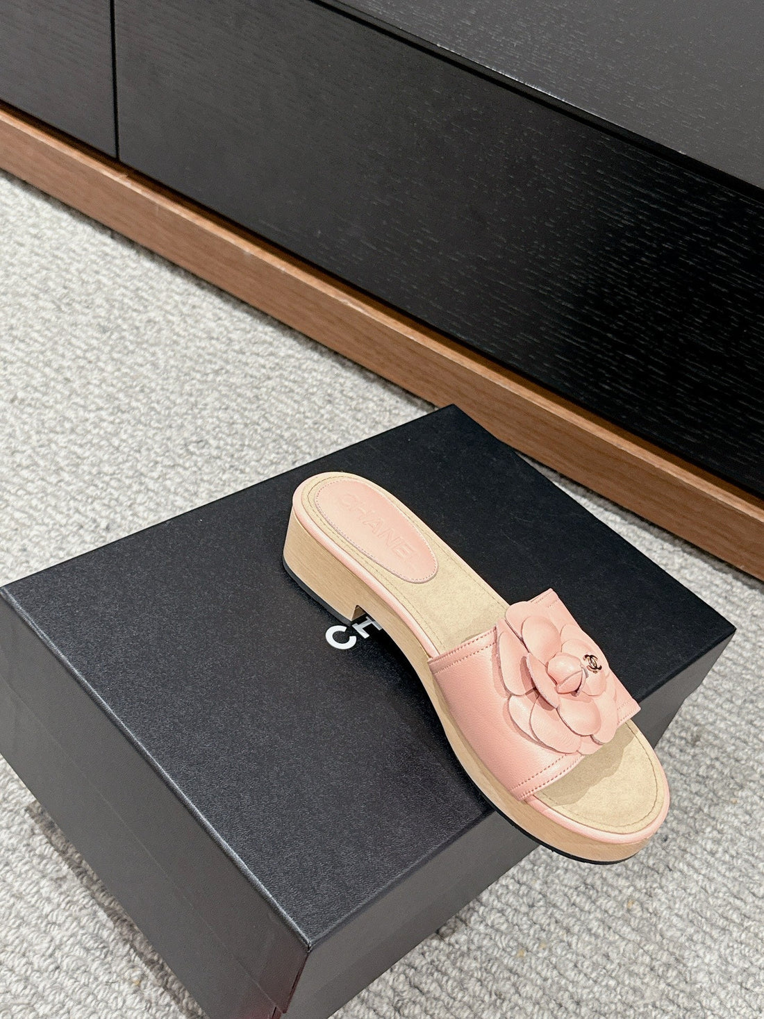 CC Sandal Flower Pink Calfskin