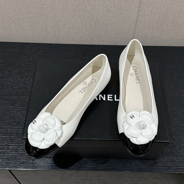 Ballet Flat Flower White Calfskin Black Patent Calfskin