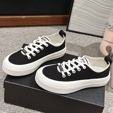 Lace-Up Sneakers In Black Canvas