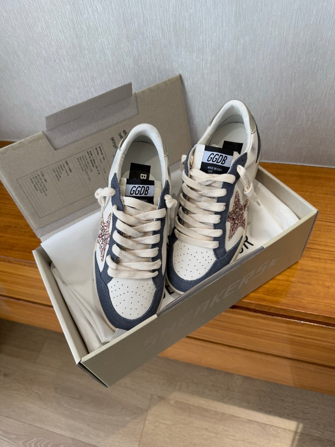 Ball Star Sneakers Glitter Star In Bright Gray Suede And White Calfskin
