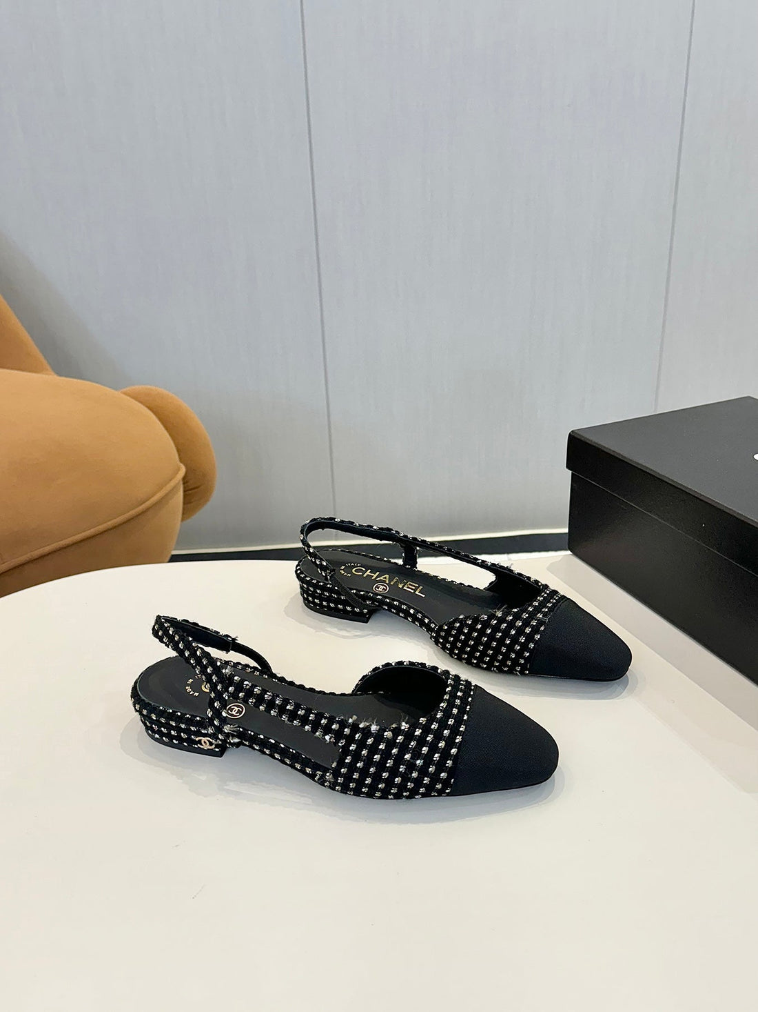 CC 25C Slingback Flat Black White Tweed Black Grosgrain 233608