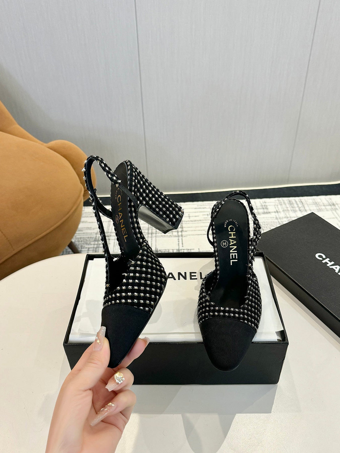 CC 25C Slingback 90 Black White Tweed Black Grosgrain 233616