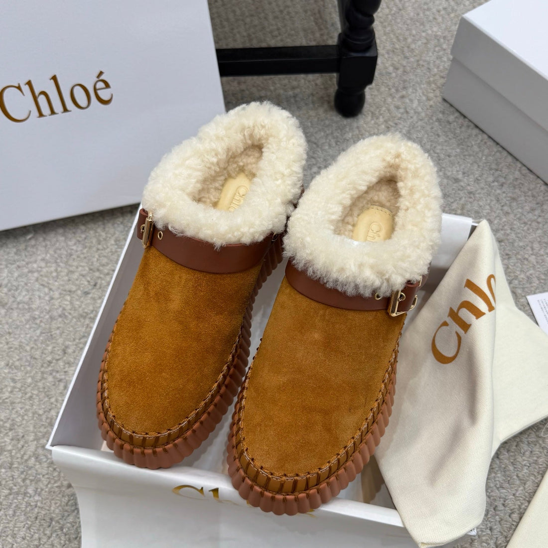 Chloé Nama Shearling-Lined Mule Brown Suede 523133
