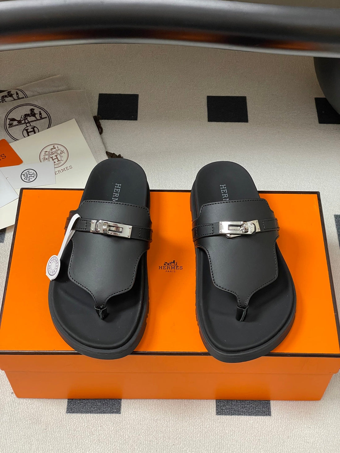 Hm Empire Sandal Black Cowhide 377543