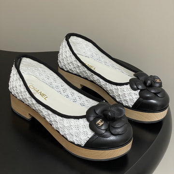 CC 25A Camelia Thick-Soled Shoe 40MM White Lace Mix Black Sheepskin 393958