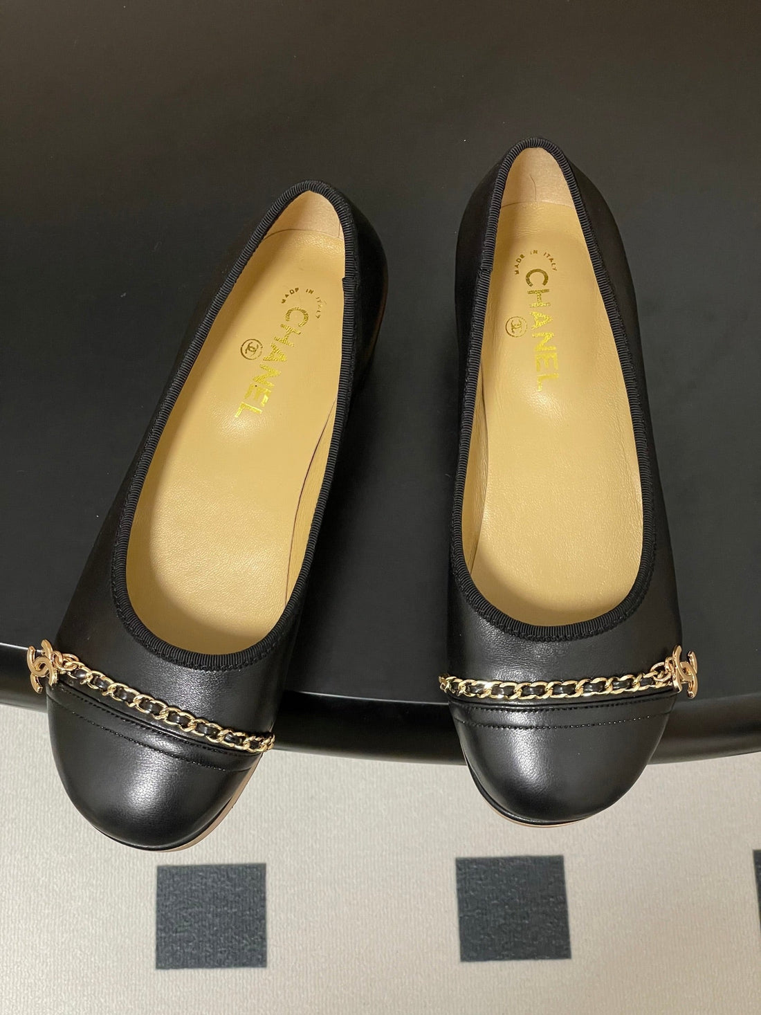 CC 25A Chain CC Thick-Soled Shoe 40MM Black Sheepskin 393956
