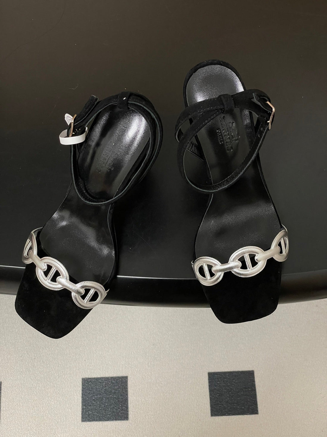 Hm Luz Sandals 10.5 Black Sheepskin 593703