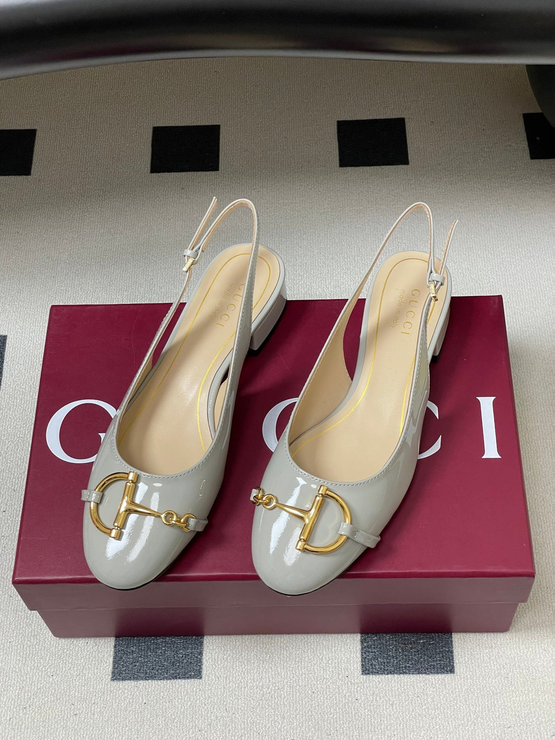 GG 26SS Big D Half Horsebit Mary Jane Light Gray Patent Leather 593504