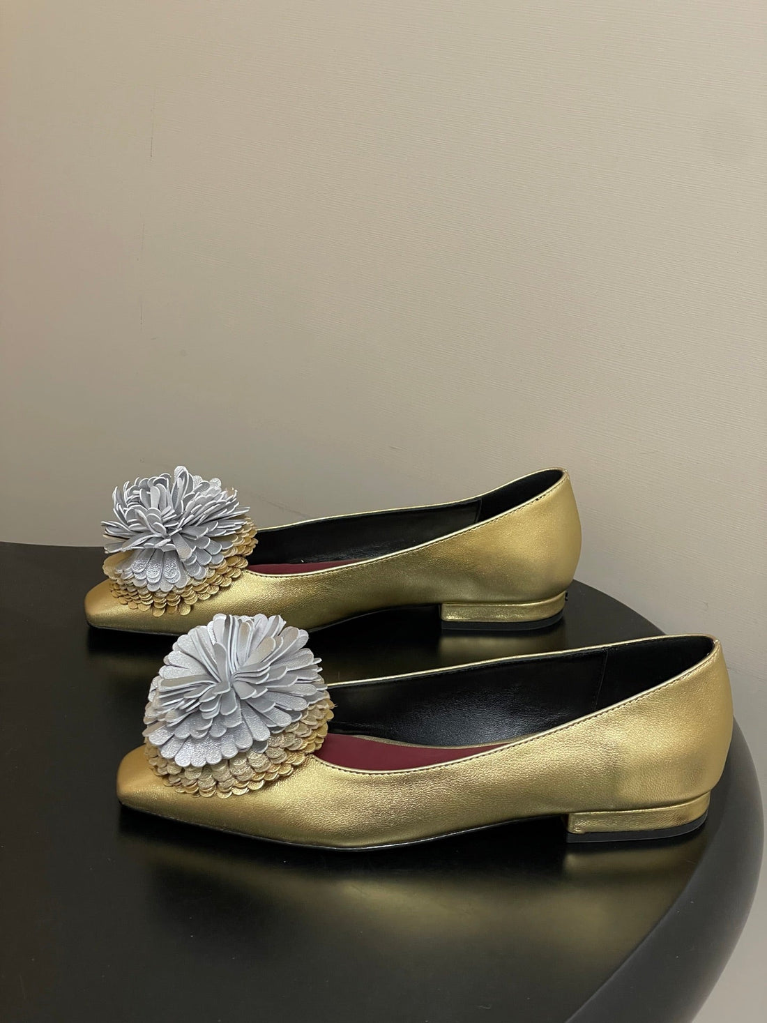 CC 26 Flower-Shaped Ballet Flat Gold Silver Sheepskin 593165