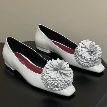 CC 26 Flower-Shaped Ballet Flat White Sheepskin 593167