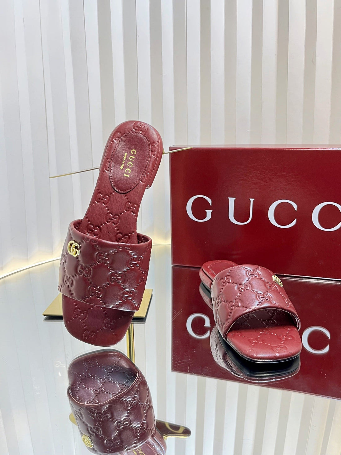 Gc Double G Slide Sandals Rosso Ancora Red Embossed Leather 294634