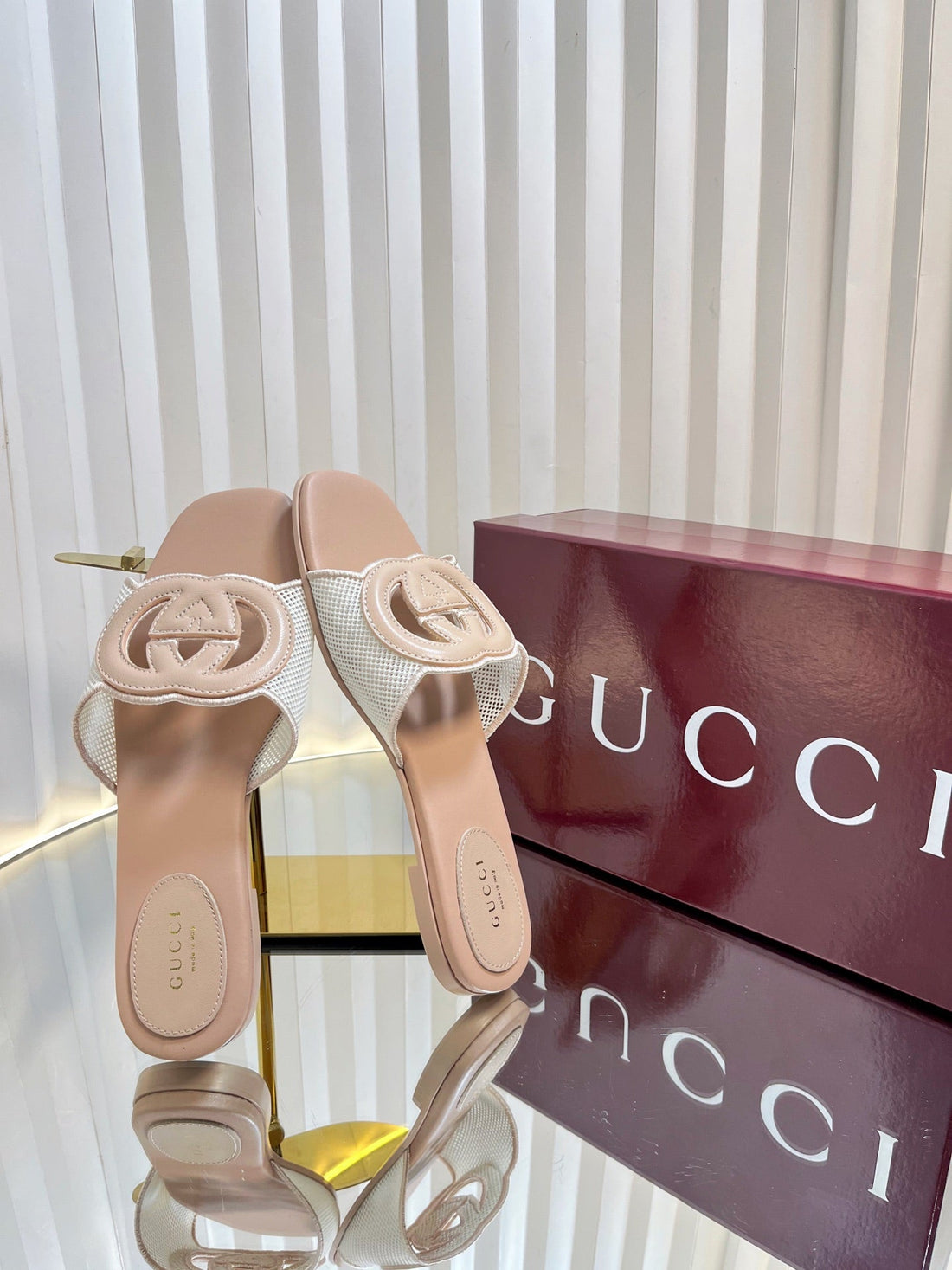 Gc 25 Interlocking G Slide Sandal Nude Canvas Cowhide 294646