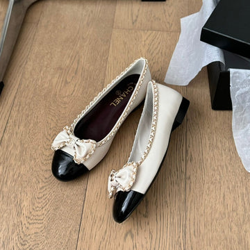 CC Ballet Flats 25MM White Chain Lambskin
