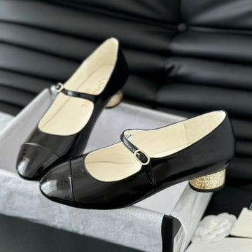 CC Mary Jane Shoes In Black Lambskin With Gold Hardware