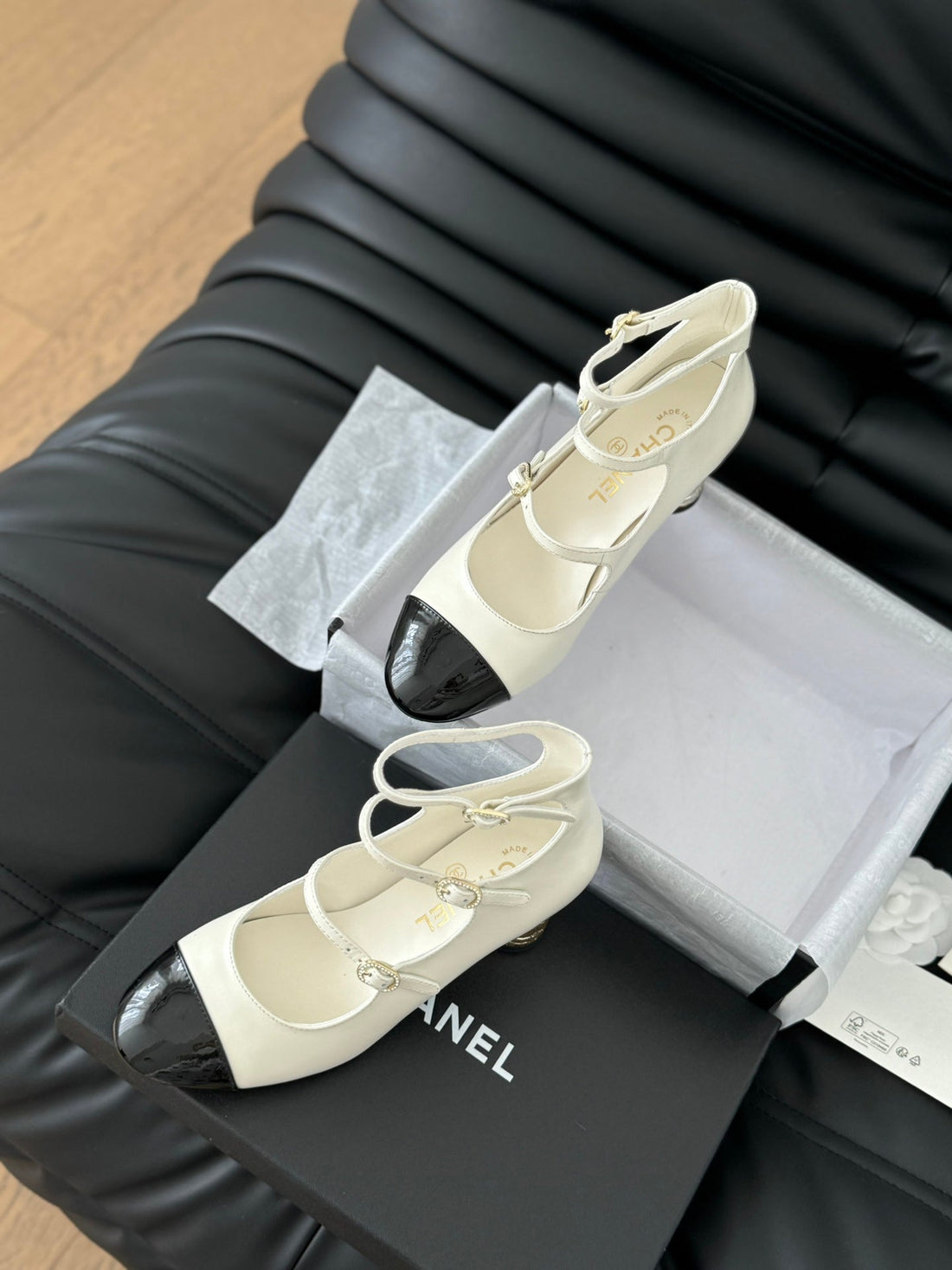CC Mary Jane Shoes Three Straps In White Mix Black Lambskin