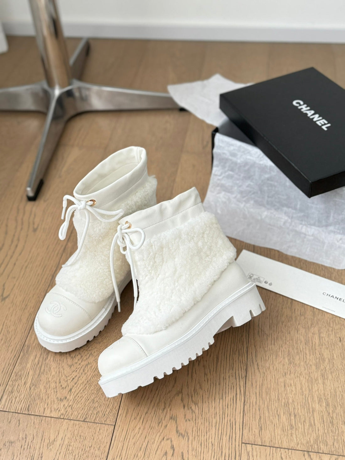 CC Chunky Boots In White Smooth Fleece And Calfskin