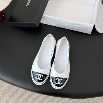 CC 26P Ballet Flat Black White Patent Leather Lambskin 670801