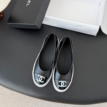 CC 26P Ballet Flat Black Patent Leather Lambskin 670804