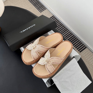 CC 26S Sandals Beige Raffia Sheepskin 670378