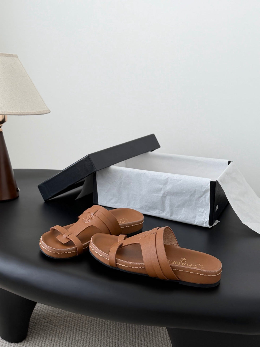 CC 26S Sandals Brown Sheepskin 670378