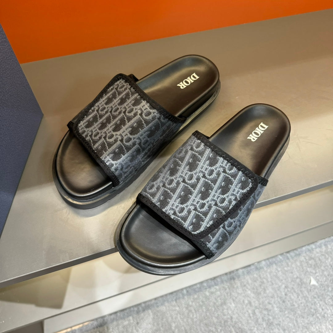 CD Velcro Strap Slipper Lead Color Jacquard