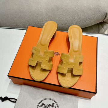 0ASIS Sandal Caramel Calfskin Special