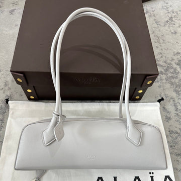 Le Teckel Medium Bag 32 In Platinum Goatskin