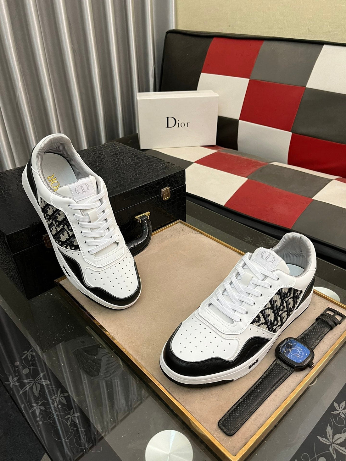 CD B27 Low-Top Sneaker Black And White Calfskin