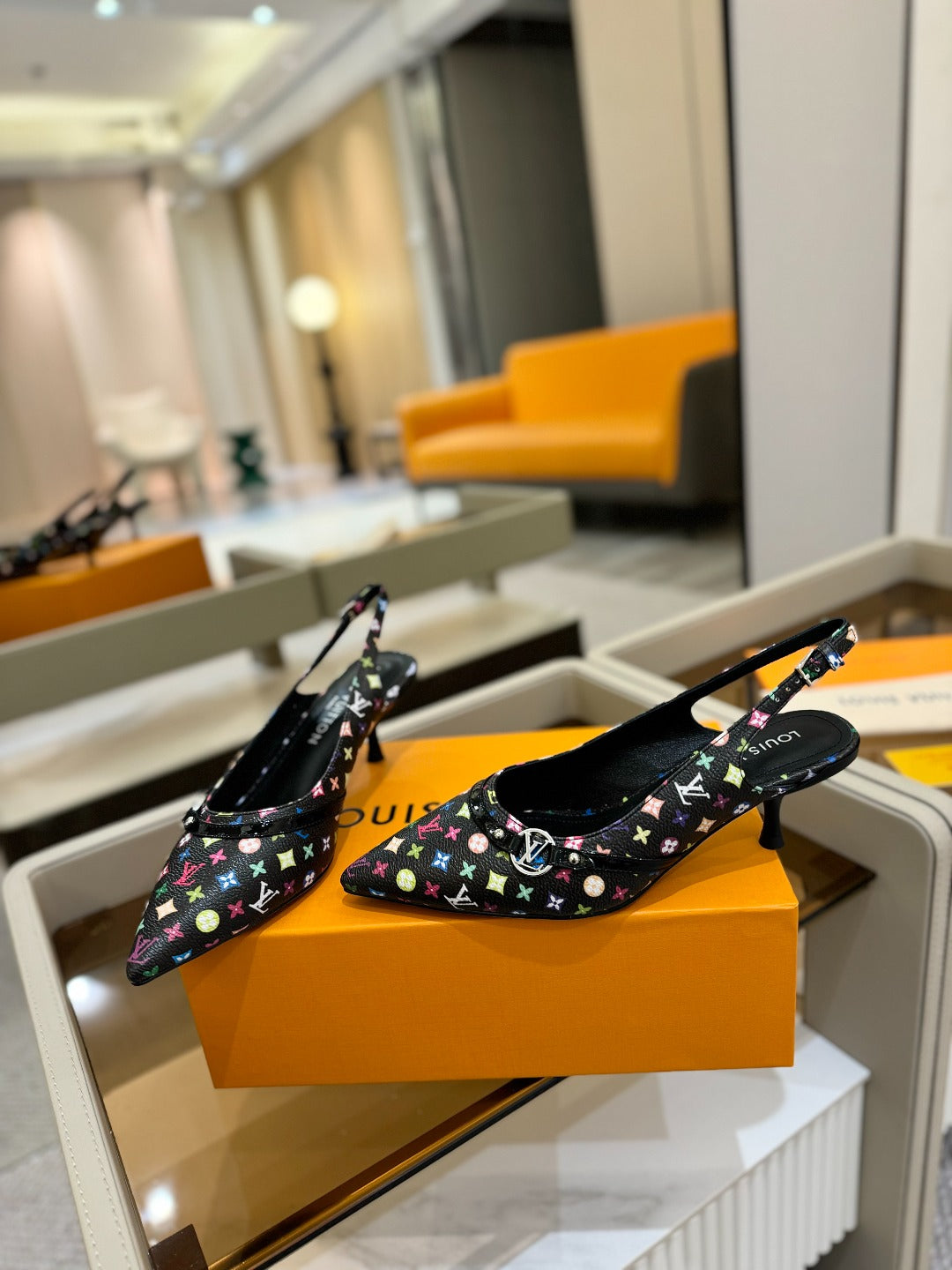 6AM Slingback Pump 4CM Black Monogram Canvas And Patent Leather 241227