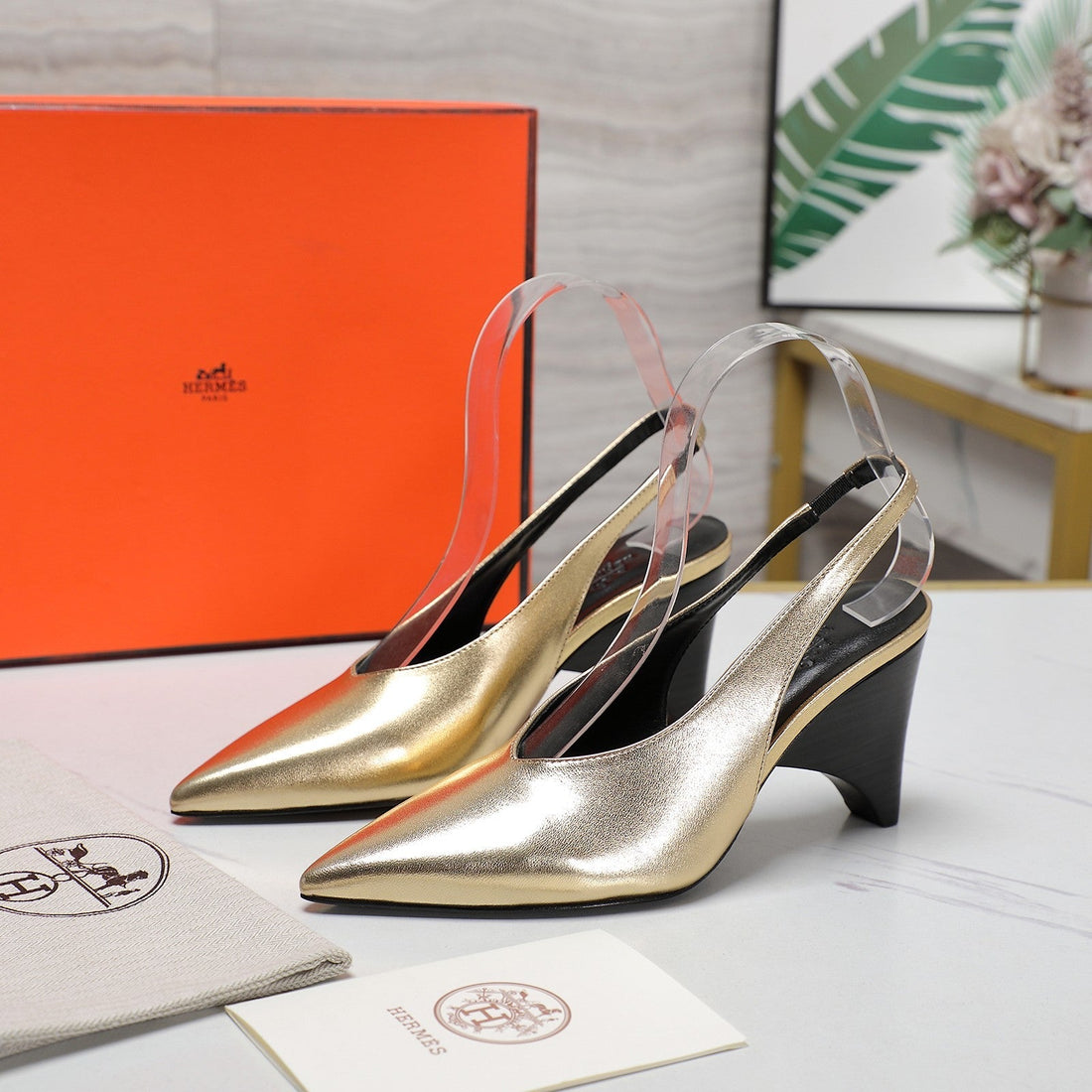 Hm Classic High-Heeled Slingback 70MM Golden Sheepskin 547639