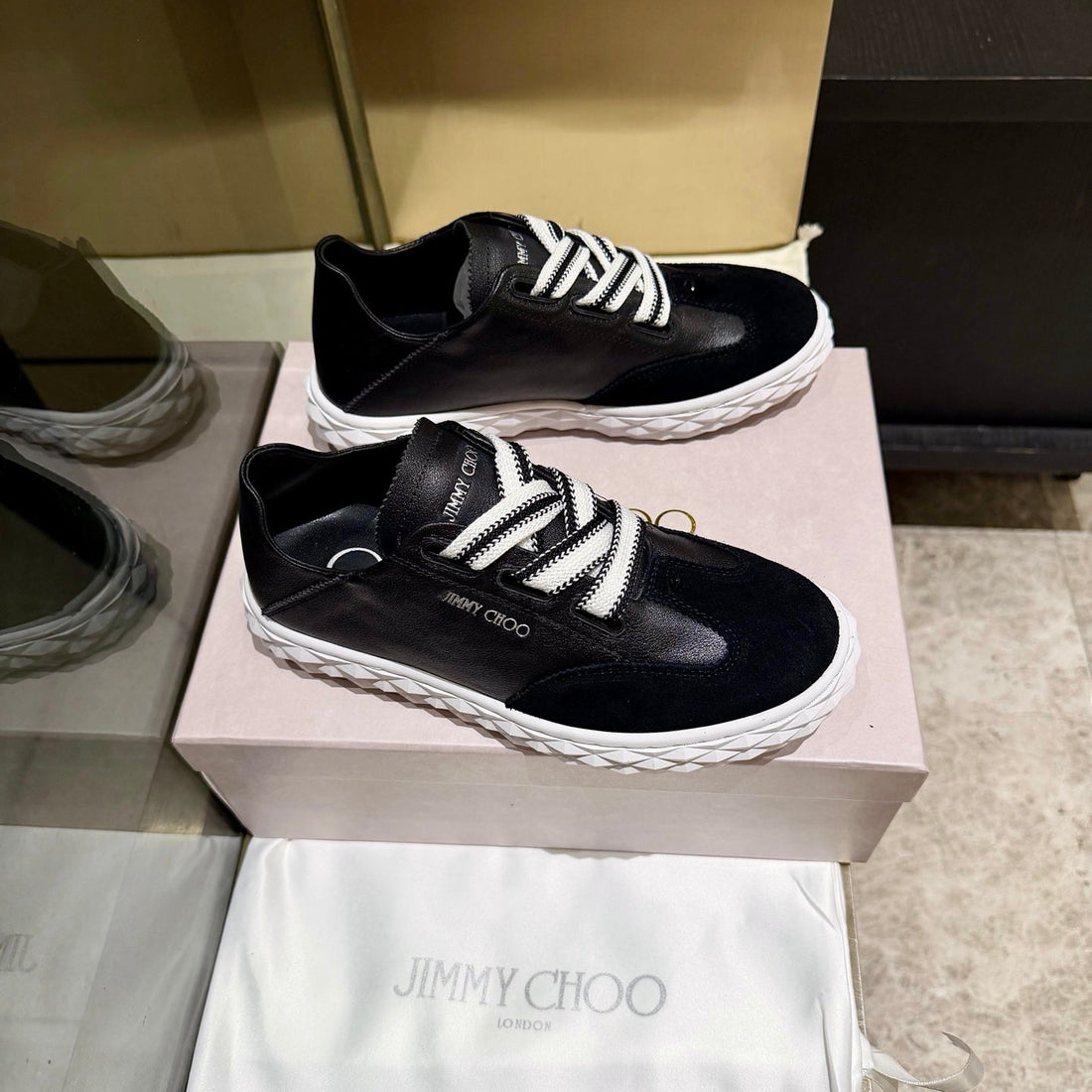 Jimmy Diamond Light Flex Sneaker Black Suede Leather 715044