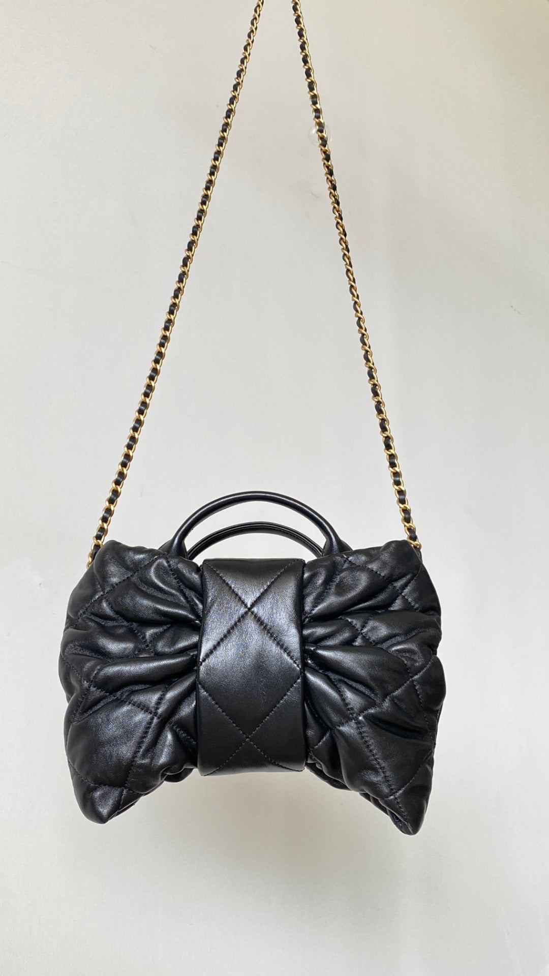 CC 25 Aw Mini Bow Bag 26.5cm Black Shiny Lambskin