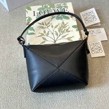 Loe 20 Puzzle Fold Pouch In Black Nappa Calfskin