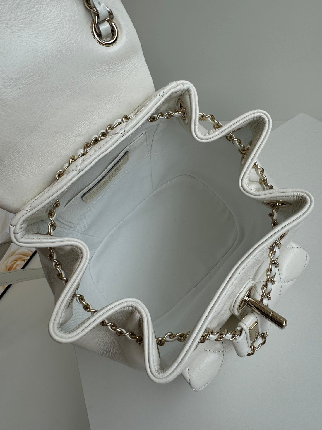 Duma Backpack 18CM White Lambskin Light Gold Hardware