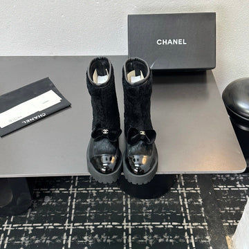 CC Coco Neige 2025/26 Low-Cut Boots Black Shearling Lambskin Patent Leather 529343