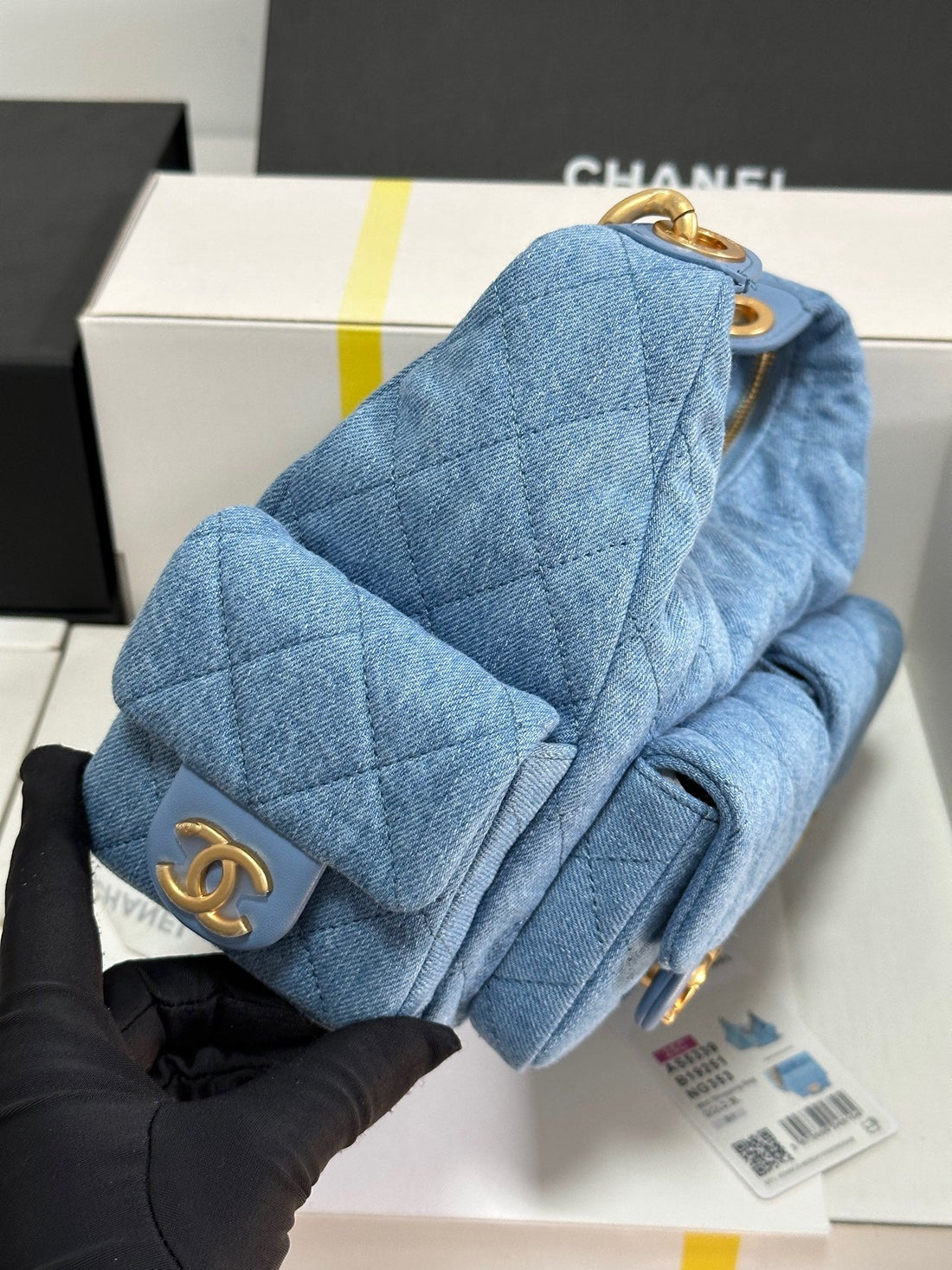 CC 25C Hobo 31CM Baby Blue Demin Gold Hardware 243565