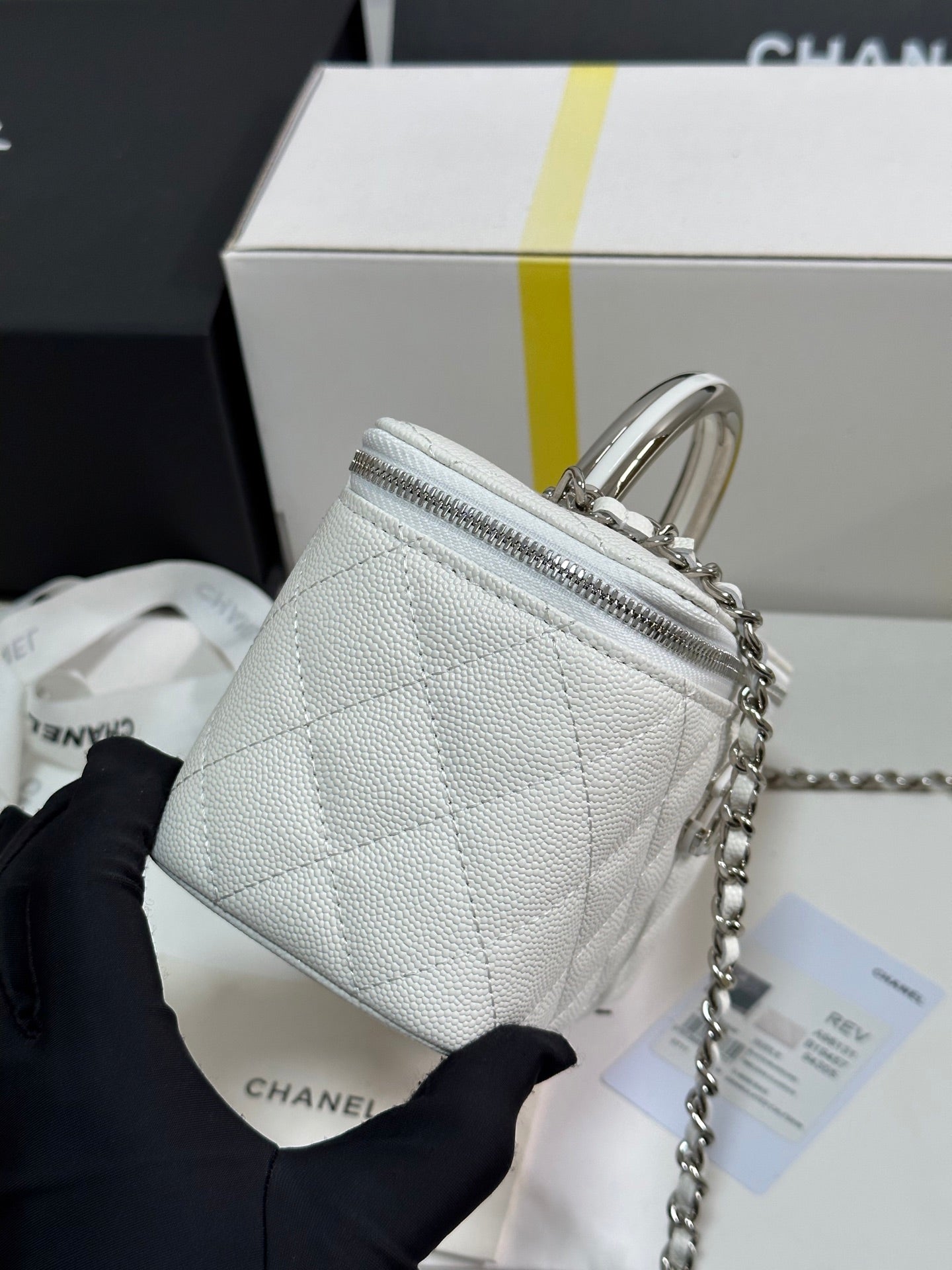 MINI VANITY TOP HANDLE CASE 17 IN WHITE CAVIAR SKIN SILVER-TONE PLATED METAL Bags Bible