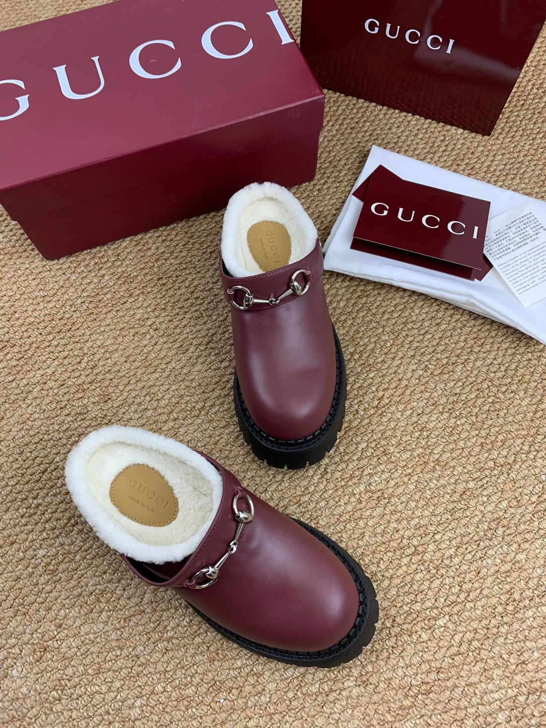 Gucci Fw 25 Horsebit Suede Clog Deep Burgundy Leather With Shearling 506442