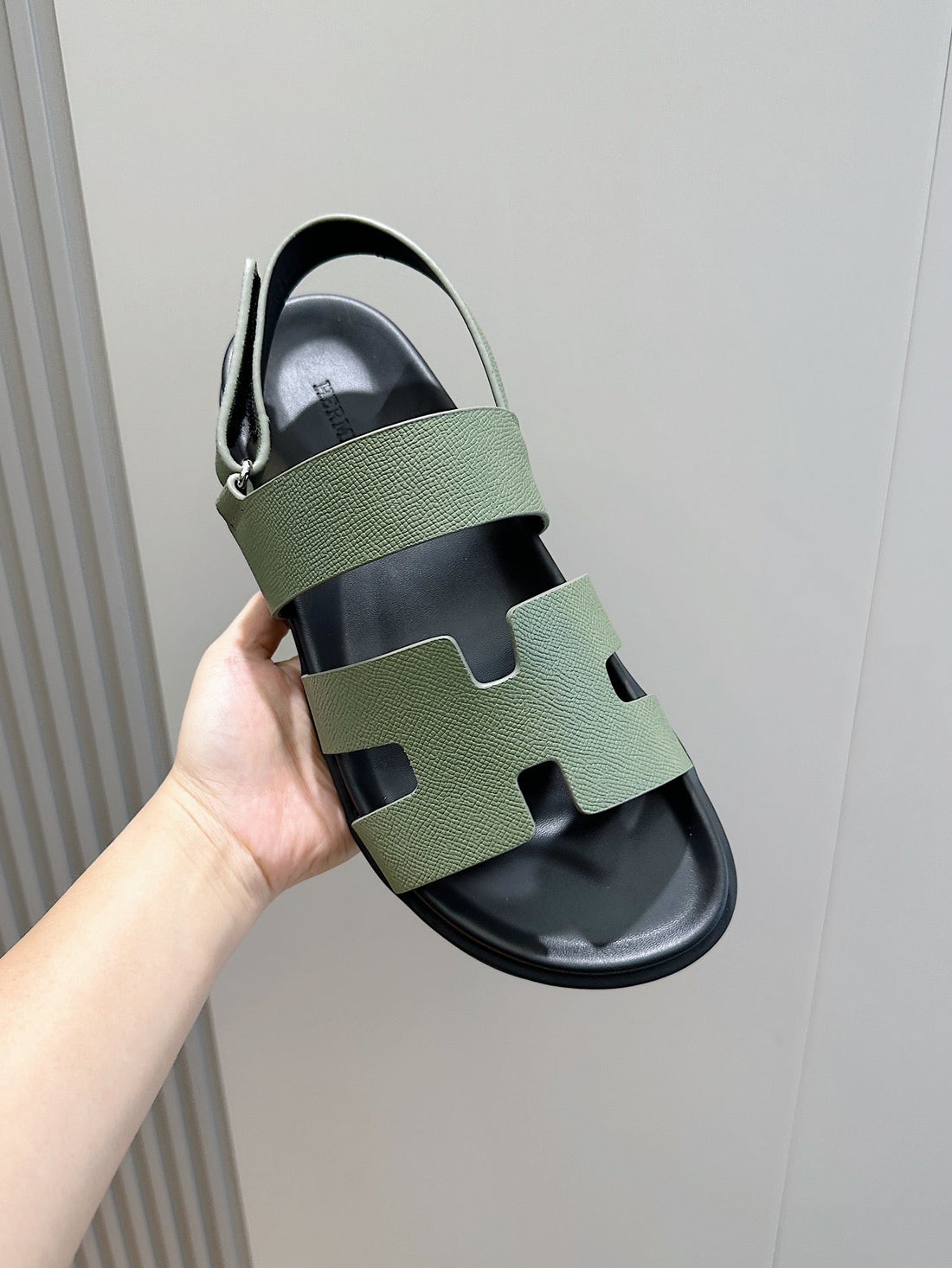 Hm Genius Sandal Fern Calfskin