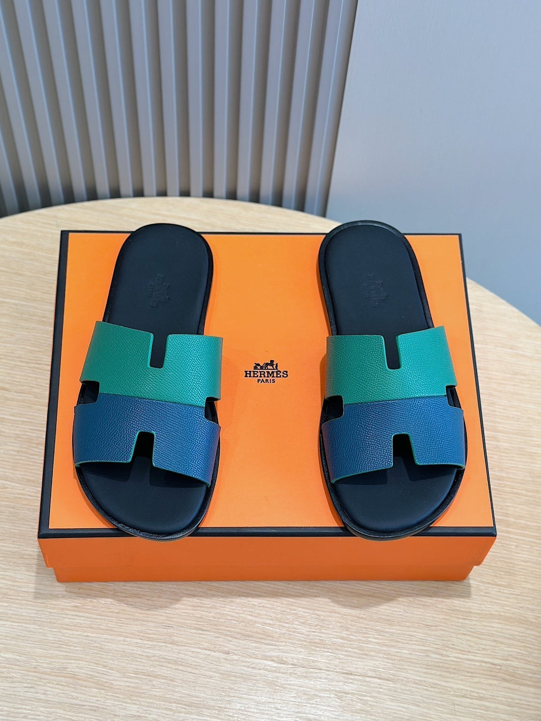 Hm Izmir Sandal Ocean And Navy Calfskin