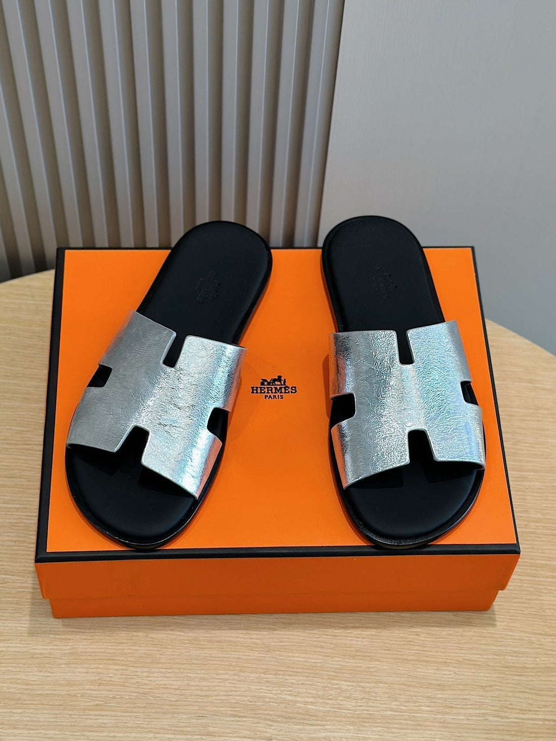 Hm Izmir Sandal Silver Calfskin