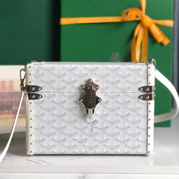 Cassette Trunk Bag 21 In White Goyardine Canvas & Clamecy Cowhide