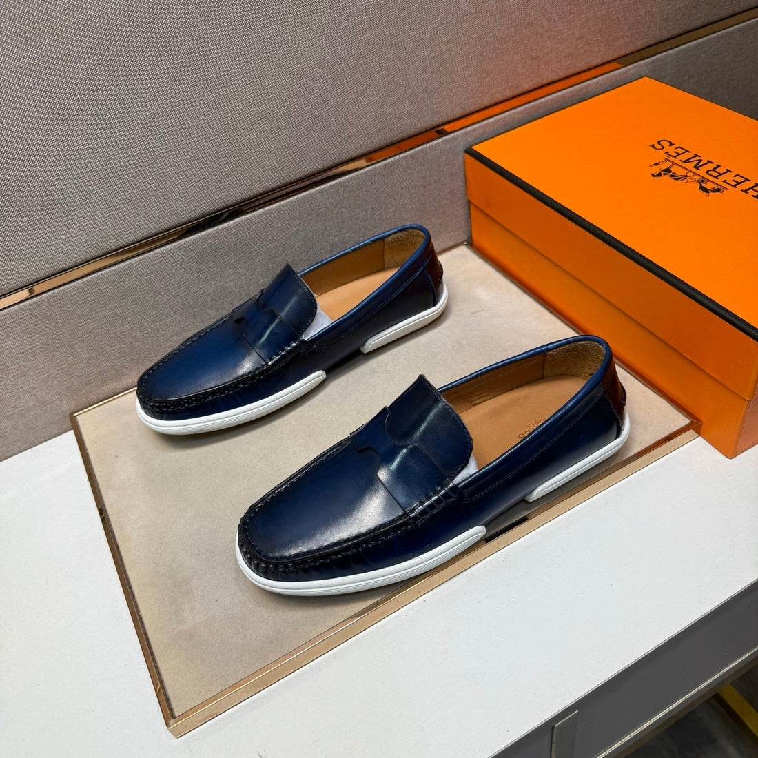 Hm Men's 25 Loafer Blue Cowhide 717697