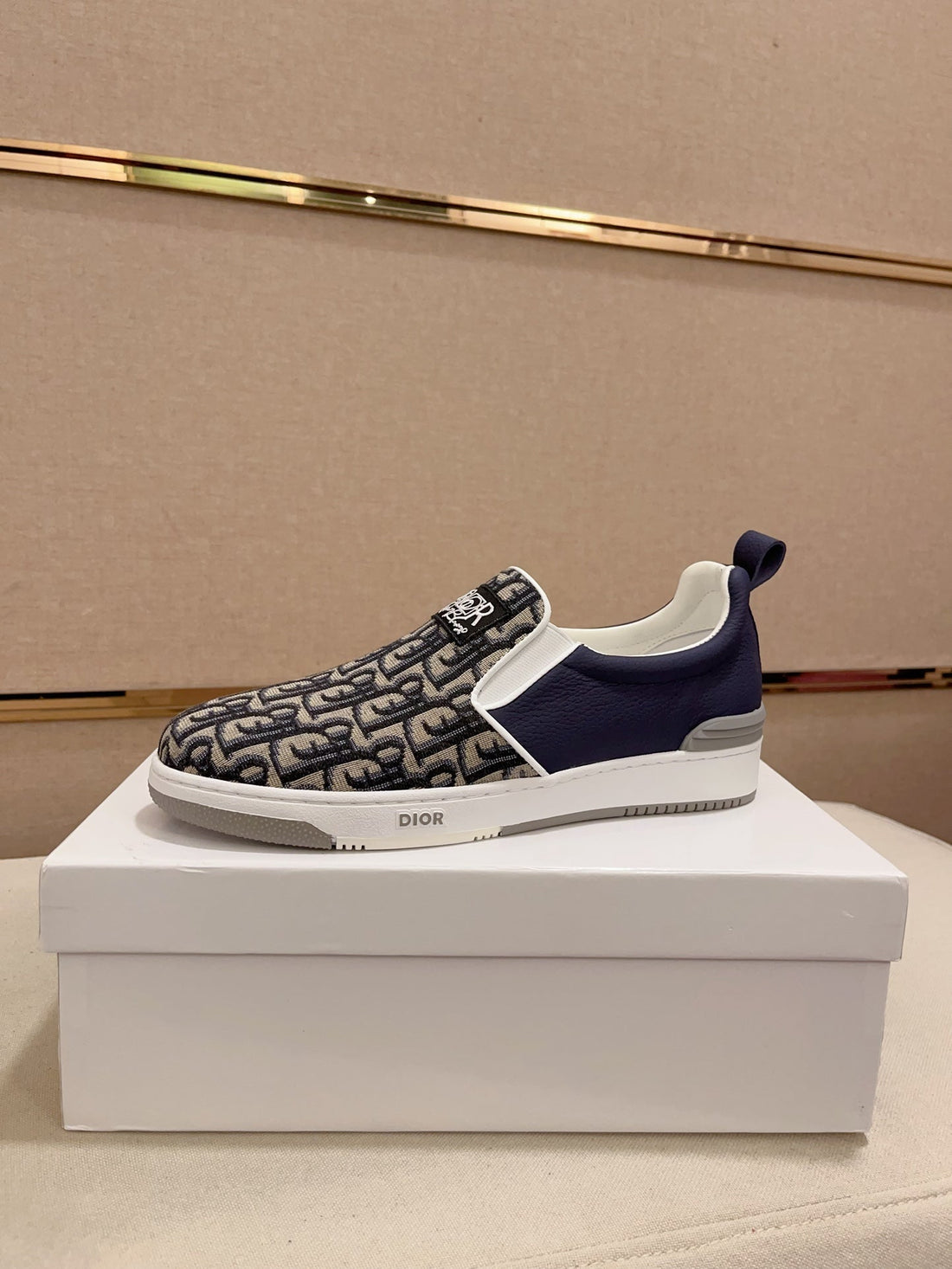 CD Solar Slip-On Navy And Beige Jacquard