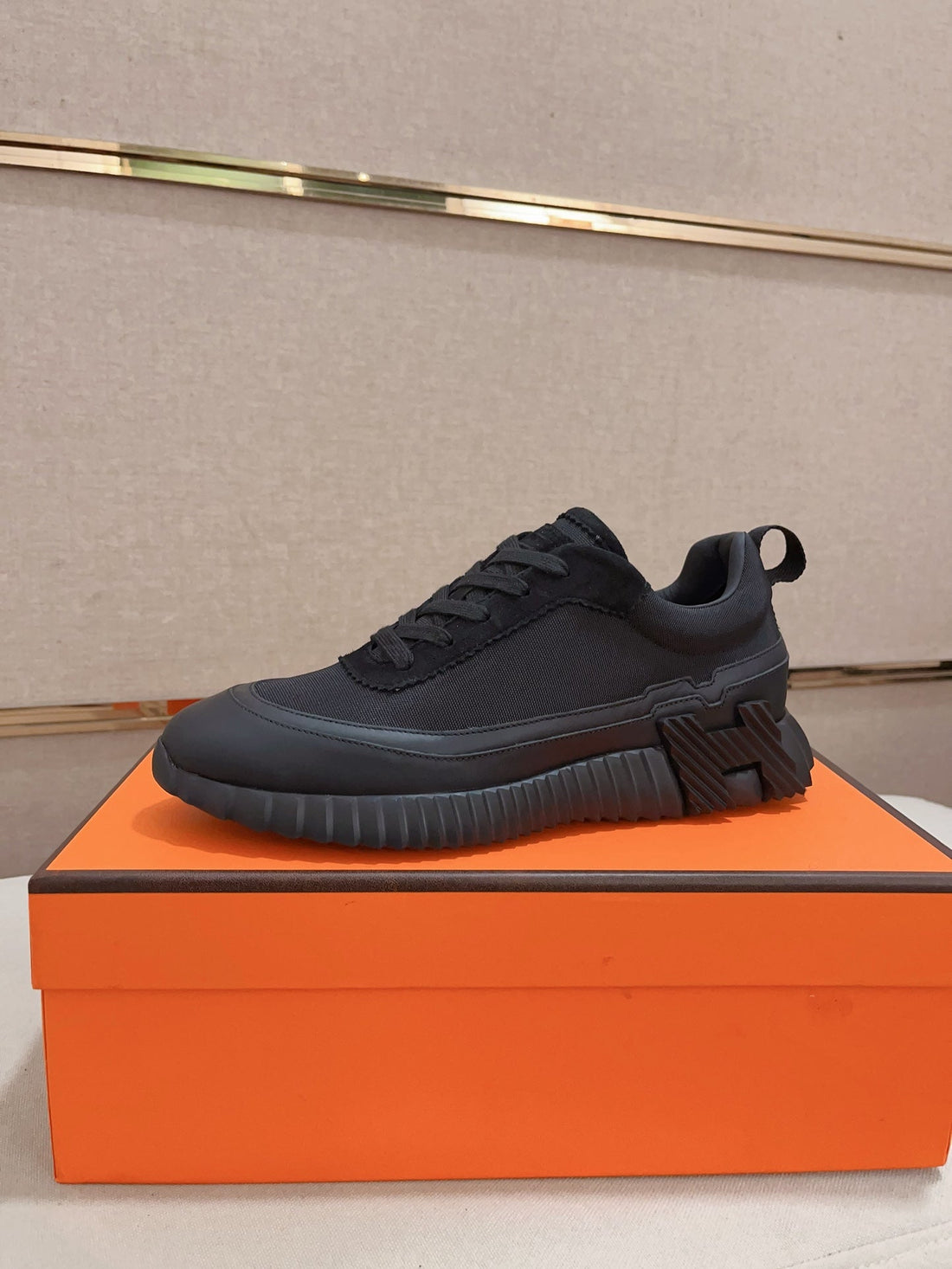 Hm Bouncing Sneaker Black Calfskin