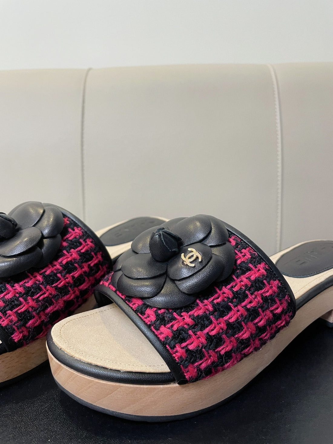 CC Mule Sandal 45 Black Red Fabric Beige Calfskin