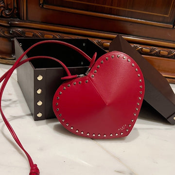 Le Coeur Bag 21 In Classic Red Calfskin With Studded Heart