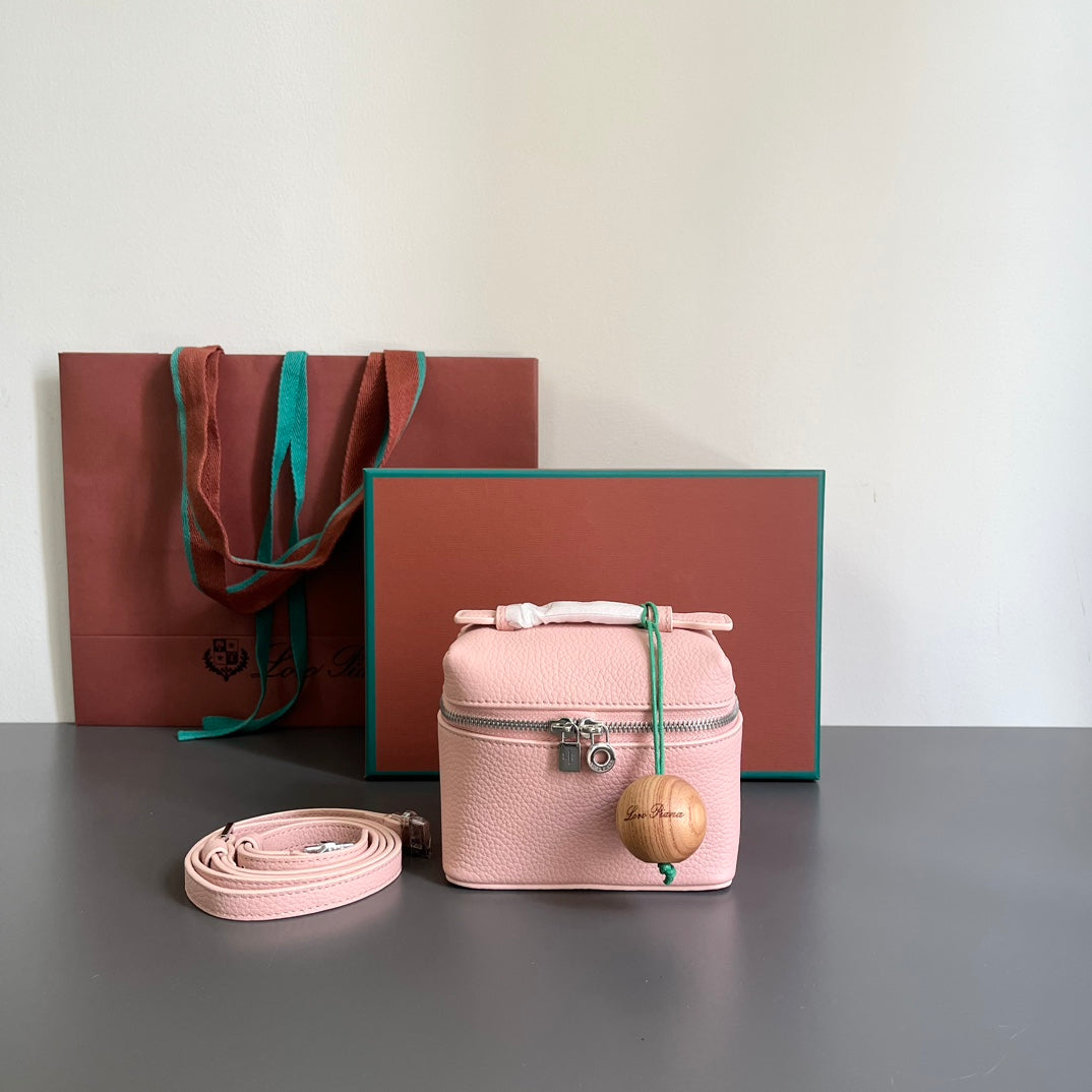 Extra Pocket L12 In Pink Pastel Calfskin With Silver Hardware
