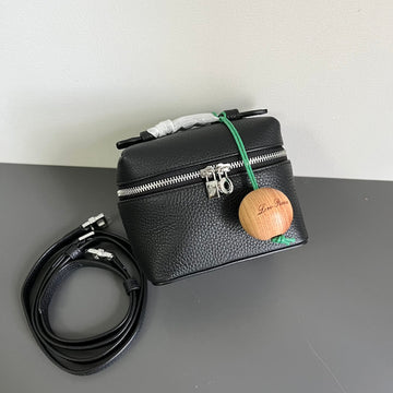Extra Pocket L12 In Black Calfskin With Silver Hardware